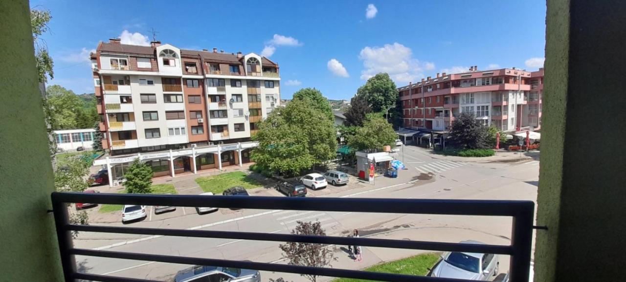 Apartament Lnb Lux Doboj Zewnętrze zdjęcie