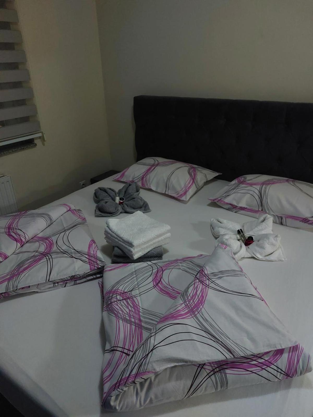 Apartament Lnb Lux Doboj Zewnętrze zdjęcie